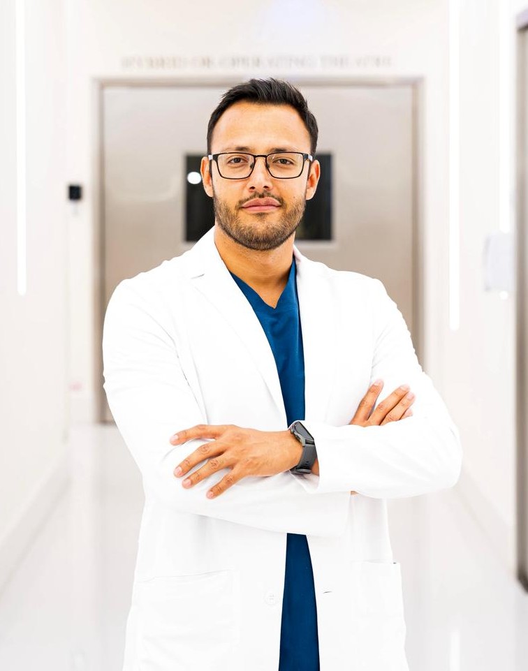 Conoce al especialista en fertilidad, endometriosis y cirugía de mínima invasión en La Paz, B.C.S., México